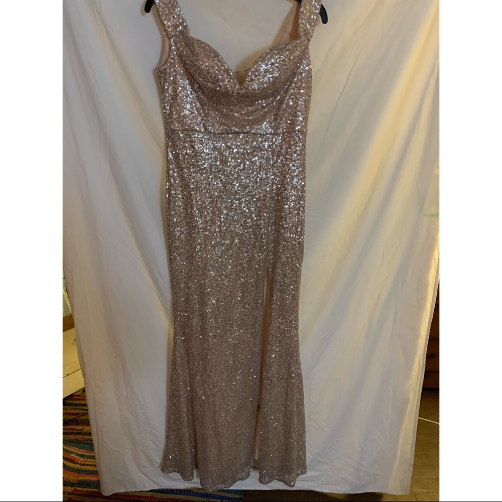 Sequence pink dress